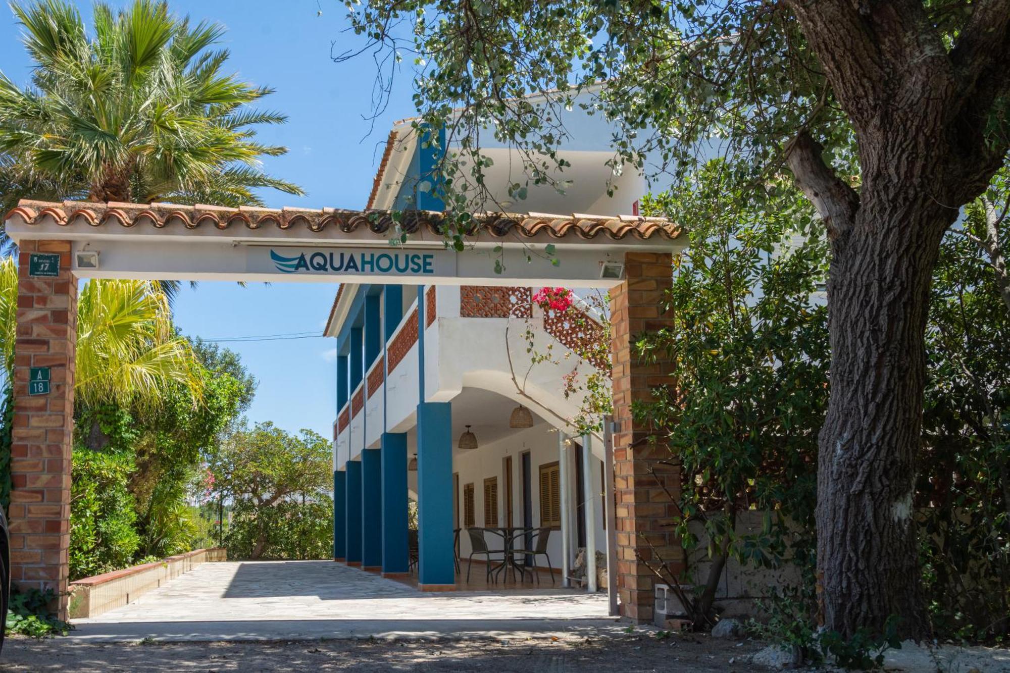 Aqua House Hotel Denia Exterior photo